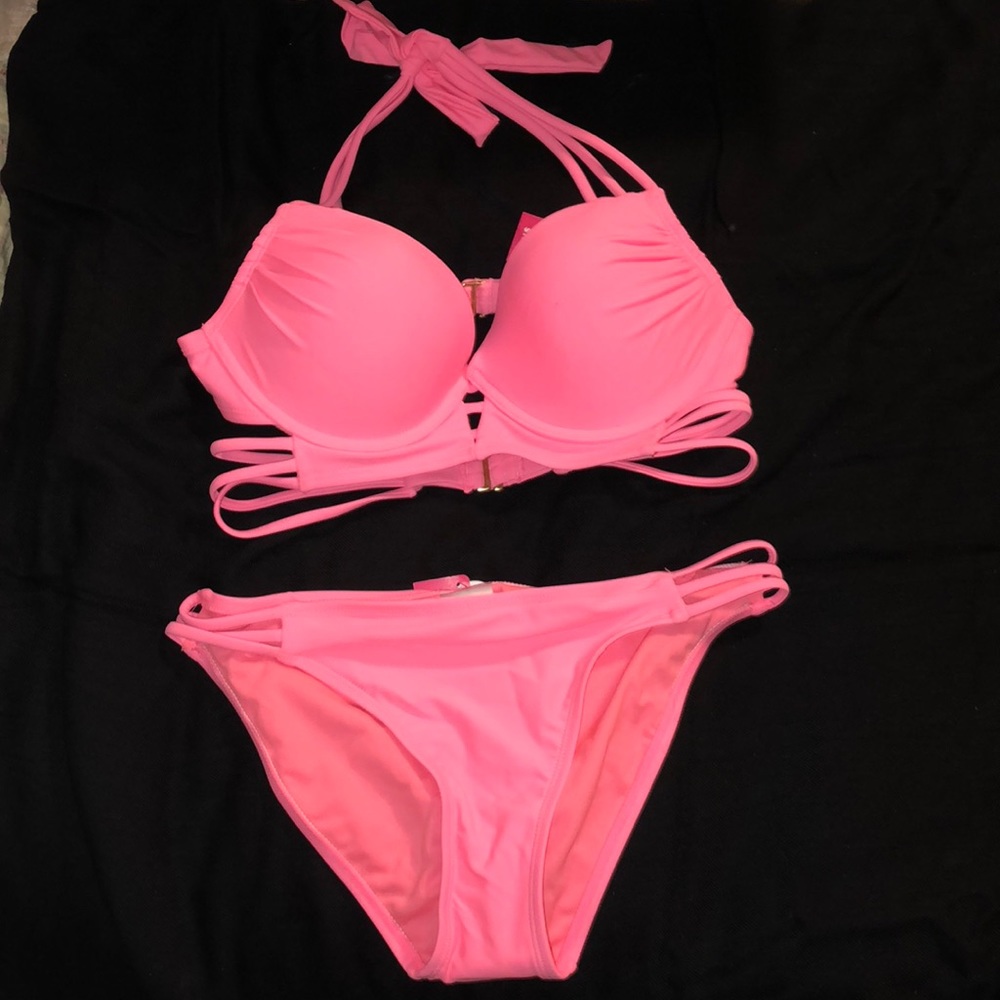 never worn matching bikini